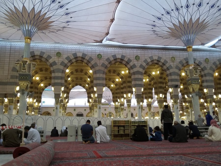Interior prayer hall of Al-Masjid an-Nabawi, Madinah